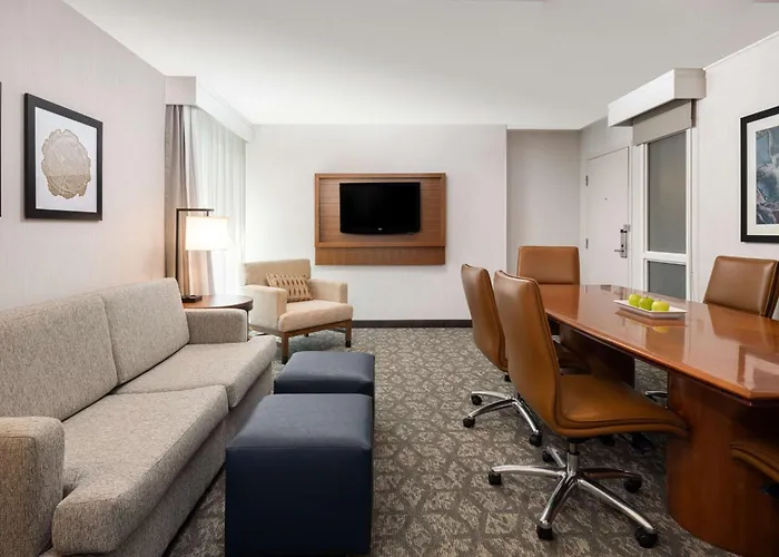 Embassy Suites By Hilton Portland Airport